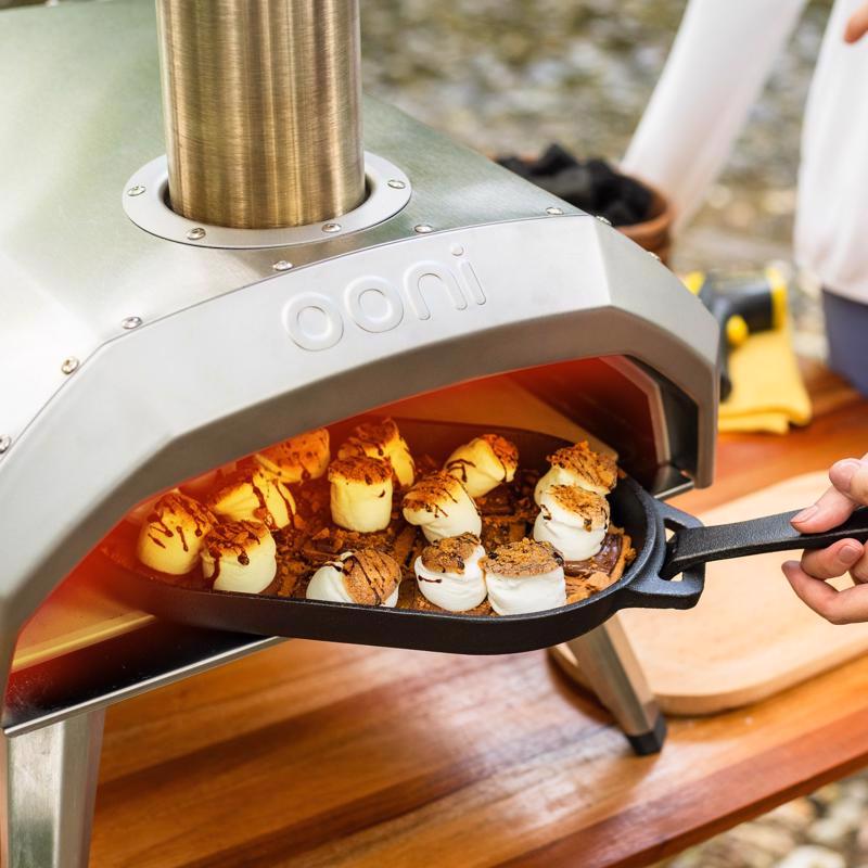 Ooni Karu 12 チャコール&ウッドチャンク式屋外用ピザオーブン